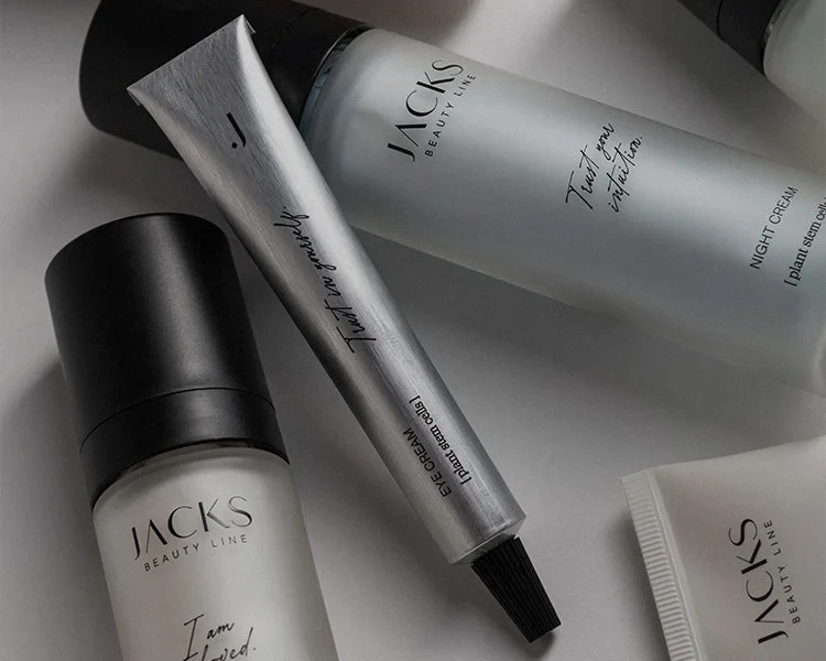 Passende Hautpflegeroutine